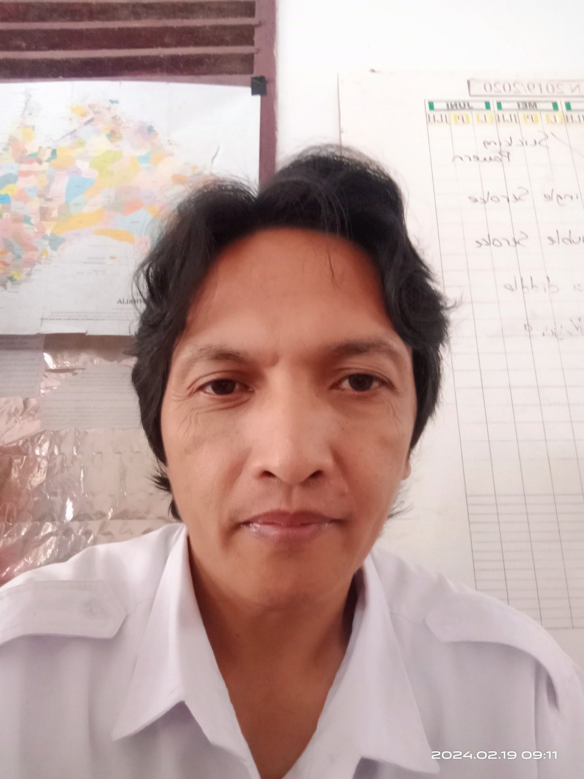 Joudy Taroreh, S.Pd